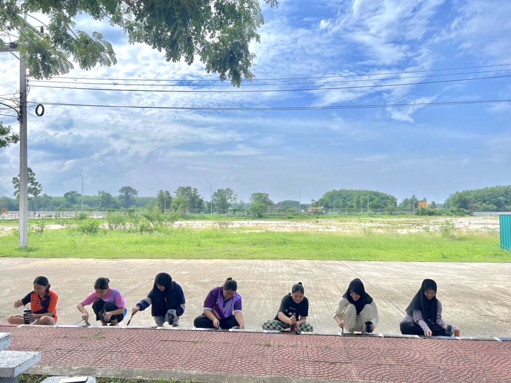 ทาสี04