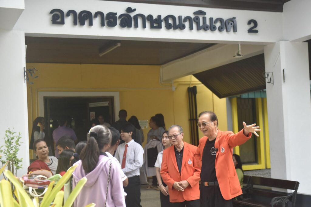 รายงานตัวเข้าหอพักฯ 6