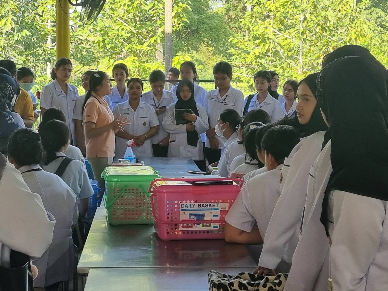Walailak University Property Management Center Organizes Food Sanitation Inspection Program at Chor Pradu Food Center and Canteen 1